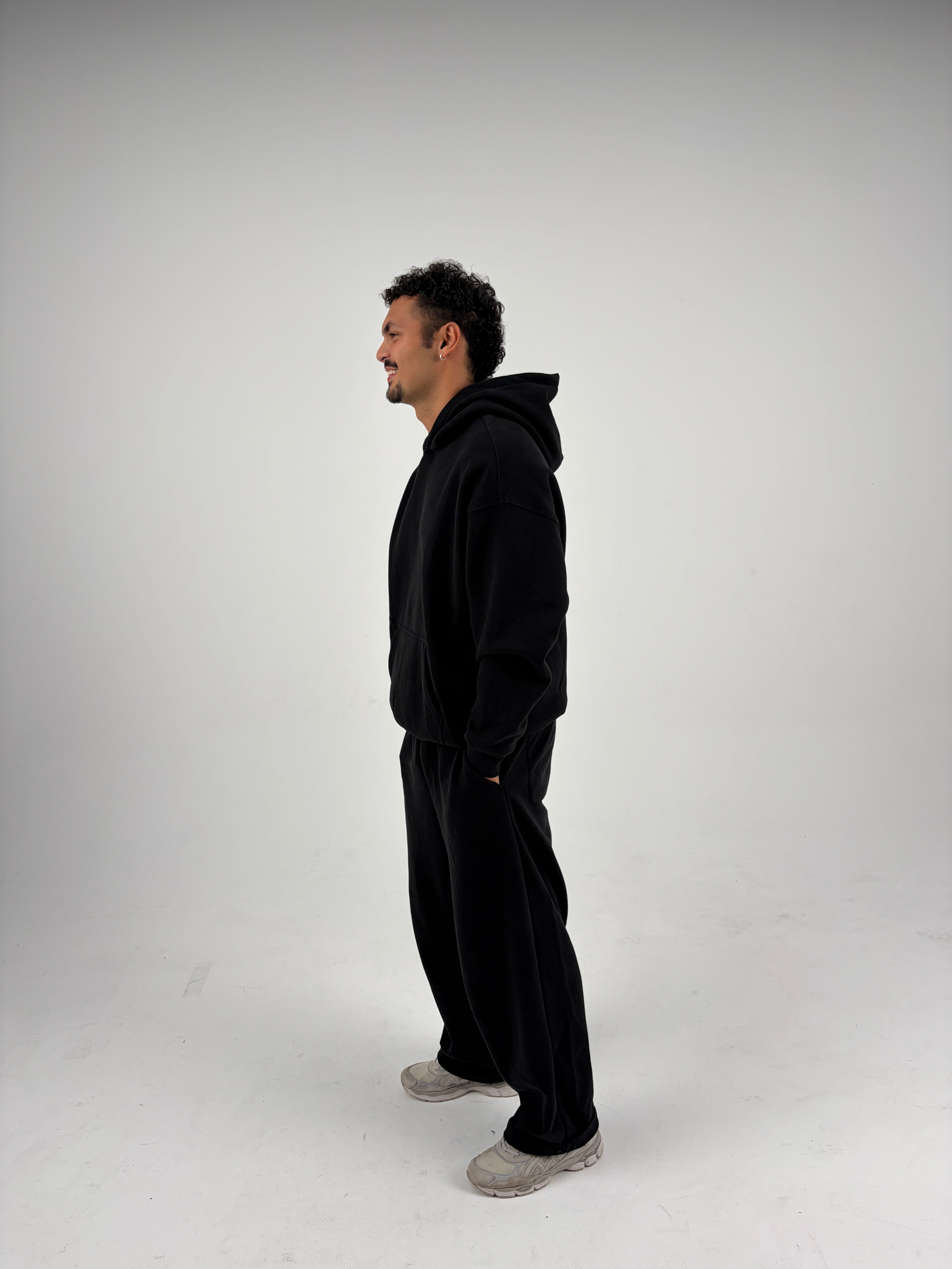 Oversized Hoodie - Black
